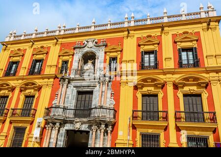 Malaga, Espagne - Mars 2017 : façade du Palais de l'évêque de Malaga Banque D'Images