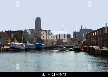 Port de Wismar, Mecklembourg-Poméranie occidentale, Allemagne, Europe Banque D'Images