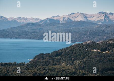 Vue sur les lacs de l'el campanario, Bariloche, Patagonie, Argentine Banque D'Images