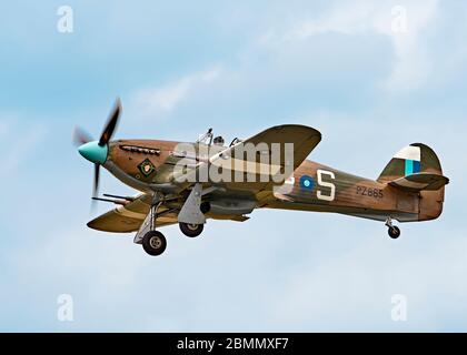 Hawker Hurricane Mk IIC PZ865 (Battle of Britain Memorial Flight) dans son camouflage en temps de guerre. Banque D'Images