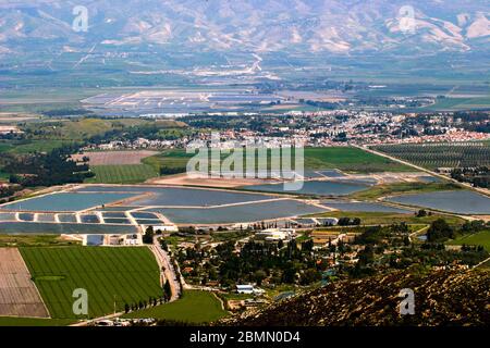 Le mont Gilboa point d'observation avec une vue sur la vallée de Jezreel Banque D'Images