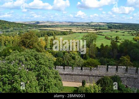 Vue sur la campagne du Sussex depuis le château d'Arundel, Arundel, West Sussex, Royaume-Uni Banque D'Images