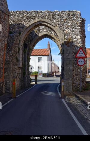 La porte Bailey à Castle Acre, Norfolk Banque D'Images