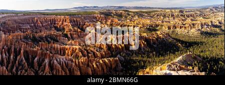 Panorama Landscape Hoodoos dans le parc national de Bryce Canyon point de vue dans l'Utah États-Unis. États-Unis Parc national américain paysages destinations et Banque D'Images