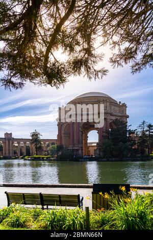 Architecture du palais des beaux-arts au jardin du parc Presidio en Californie du Nord Etats-Unis côte ouest de l'océan Pacifique, San Francisco Etats-Unis Landmark Banque D'Images