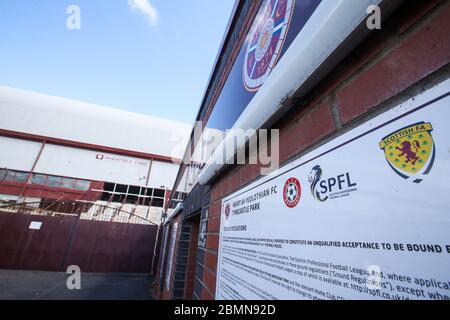 Signalisation sur le terrain autour du stade Tynecastle, stade du cœur du FC Midlothian - pendant la pandémie de Covid-19 (coronavirus). Banque D'Images