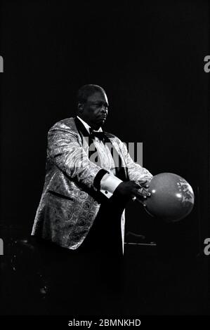 10 mars 1996, le légendaire roi du blues B.B. King - Blues Boy, qui se présente à l'Arena Hall de Poznan, en Pologne. Guitariste et chanteur de blues américain. Banque D'Images