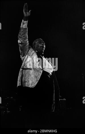 10 mars 1996, le légendaire roi du blues B.B. King - Blues Boy, qui se présente à l'Arena Hall de Poznan, en Pologne. Guitariste et chanteur de blues américain. Banque D'Images