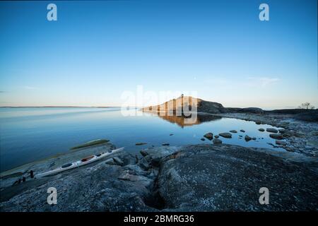 Soirée à l'île de Rysshloben, Inkoo, Finlande Banque D'Images