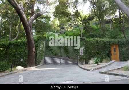 Beverly Hills, Californie, États-Unis 9 mai 2020 UNE vue générale de l'atmosphère de la maison de Sandra Bullock le 9 mai 2020 à Beverly Hills, Californie, États-Unis. Photo par Barry King/Alay stock photo Banque D'Images