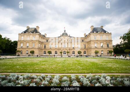 Paris. France - 17 mai 2019 : Palais dans les Jardins du Luxembourg à Paris, France. Sénat français. Banque D'Images