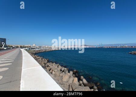 Île de Gran Canaria, Espagne. Vue pittoresque sur l'esplanade de Las Palmas sur l'Avenida de Canarias. Banque D'Images