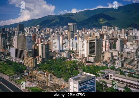 CARACAS, VENEZUELA - vue aérienne des bâtiments du centre de Caracas en 1988. Banque D'Images