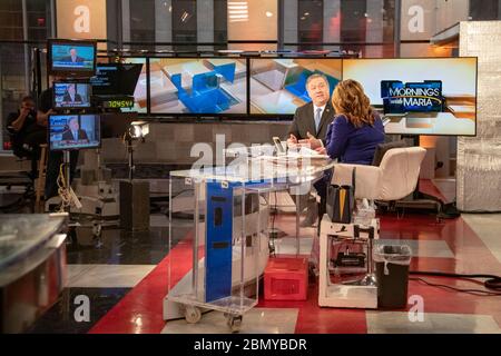 Le secrétaire d'État Mike Pompeo s'entretient avec Maria Bartiromo dans une interview à New York le 5 avril 2019. Banque D'Images