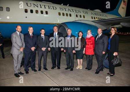 Le secrétaire Pompeo rencontre le personnel de l'ambassade des États-Unis à Moscou le secrétaire d'État américain Michael R. Pompeo rencontre le personnel de l'ambassade des États-Unis à Moscou à Sotchi, en Russie, le 14 mai 2019. Banque D'Images