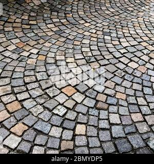 Motifs de pluie Granite trempée Pedestrain Block Paving, sans personne, dans la vieille ville de Stavanger, au sud-ouest de la Norvège Banque D'Images