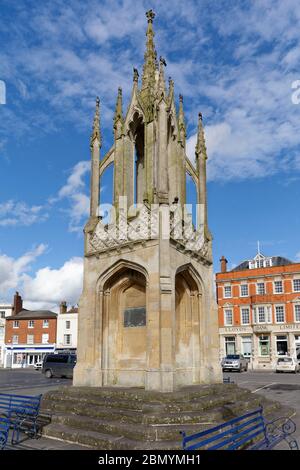 Le Market Cross, Market place, Devozes, Wiltshire, Royaume-Uni, érige 1814 Banque D'Images