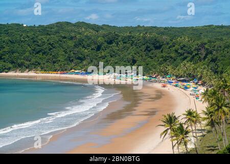 Plage de Madeiro, Tibau do Sul, près de la plage de Pipa et Natal, Rio Grande do Norte, Brésil. Banque D'Images