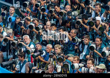 Photographes au Centre aquatique olympique d'Athènes aux Jeux Olympiques d'été de 2004 à Athènes. Banque D'Images