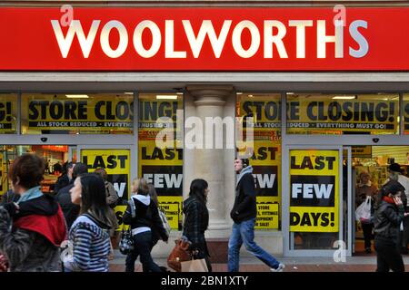 Woolworths in Broad Street; Reading montrant les derniers jours avant la fermeture complète des affaires, décembre 2008 Banque D'Images