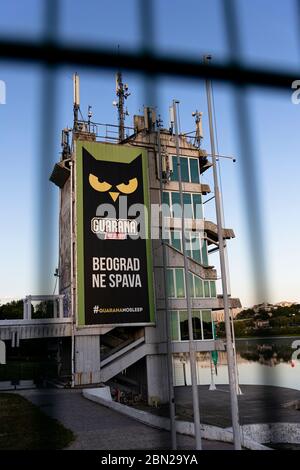 Belgrade, Serbie , mai 12 2020 : panneau d'affichage de la boisson énergétique Guarana au lac Ada Ciganlija à Belgrade, Serbie. Image éditoriale Banque D'Images