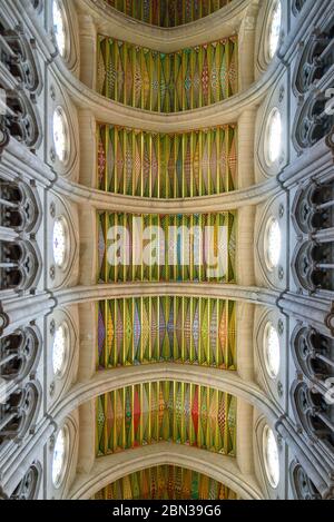 Plafond de la cathédrale d'Almudena à Madrid, Espagne Banque D'Images