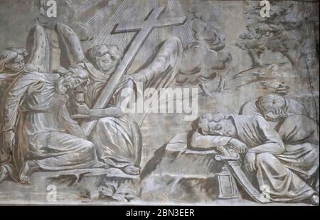 Cathédrale de Chambéry. Peintures murales. Jésus priant dans le jardin de Gethsemane après la Cène, pendant que les disciples dorment. France. Banque D'Images