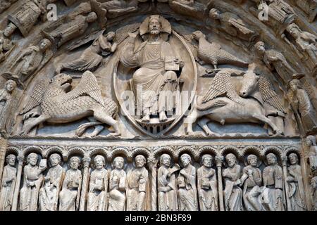 Le musée des monuments français. Cathédrale de Chartres. Christ en Majesté. Tympan. France. Banque D'Images
