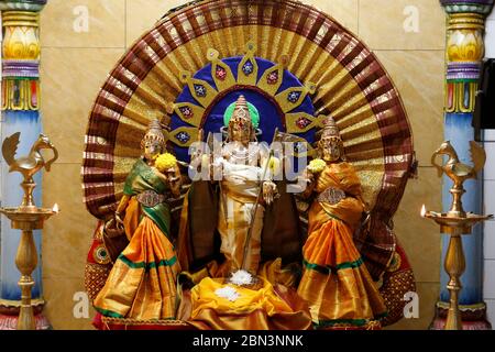 Murnite (statues de dieux) dans le temple de Murugan de Highgate Hill, Londres, Royaume-Uni Banque D'Images