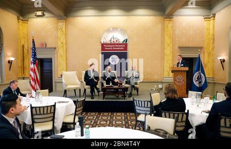 Le commissaire intérimaire des douanes et de la protection des frontières des États-Unis, Mark Morgan, prend la parole lors d'un panel à la table ronde sur la sécurité intérieure de Washington, au Cosmos Club Washington, D.C., le 04 décembre 2019. Douanes et protection des frontières des États-Unis Banque D'Images