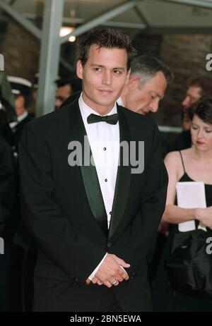 CANNES, FRANCE. 1997 mai : acteur Johnny Depp au 50ème Festival de Cannes. Photo de fichier © Paul Smith/Featureflash Banque D'Images