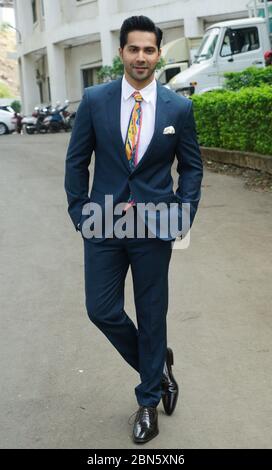 MUMBAI, INDE - JANVIER 14: Varun Dhawan pendant le film "Treet Dancer3" promotion à l'exposition de réalité de l'idole indienne le 14,2020 janvier à Mumbai, Indi Banque D'Images