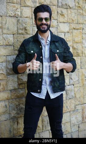 MUMBAI, INDE - JANVIER 14: Soleil Kaushal pendant la promotion de la série web "l'Armée oubliée" le 14,2020 janvier à Mumbai, Inde (photo par Prodip Gu Banque D'Images