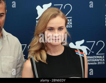 VENISE, ITALIE - 02 SEPTEMBRE : Diane Kruger participe au jury Photocall lors du 72e Festival du film de Venise le 2 septembre 2015 à Venise, Italie. Banque D'Images