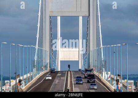 13.05.20. Pandémie de coronavirus. Circulation sur l'autoroute M48 traversant le pont Severn entre l'Angleterre et le pays de Galles ce matin, après l'assouplissement de gove Banque D'Images