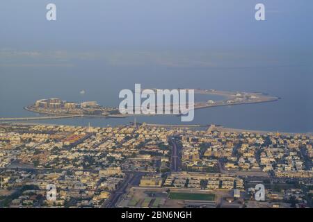 Panorama aérien de Dubaï le matin depuis la vue d'en haut, Émirats arabes Unis. Banque D'Images