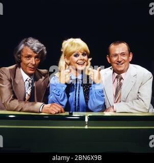 KO - OK, Quizshow im Vorabendprogramm, Deutschland 1977 - 1980, Rateteam: Harry Engel, Rosi Jacob, Eberhard Cohrs Banque D'Images