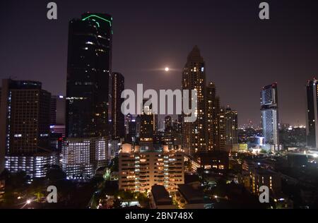 Bangkok, nuit et jour 120120 Banque D'Images