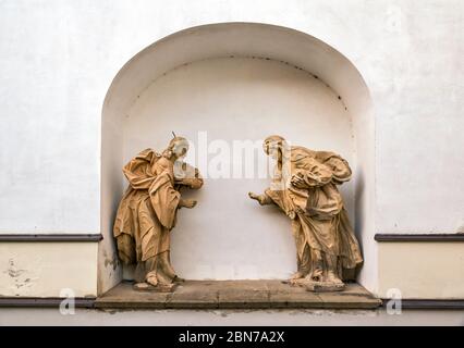 Statues à la visite de l'église de la Vierge Marie à Svitavy, Moravie, République tchèque, Europe centrale Banque D'Images