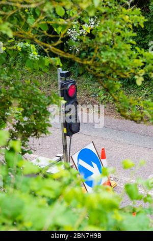 Feu de signalisation temporaire sur les travaux routiers de Gonerby Hill, grantham, Lincolnshire, Angleterre. Banque D'Images