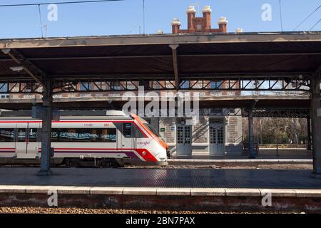 Circulation des trains dans le réseau ferroviaire espagnol Banque D'Images