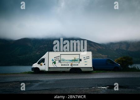 Minibus Burger Queen, sur Loch Lochy, près de fort William, Écosse, Royaume-Uni Banque D'Images