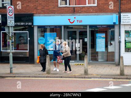 TUI met en garde contre jusqu'à 8,000 pertes d'emplois dues à la pandémie mondiale de coronavirus Covid-19 qui touche l'industrie du voyage et du tourisme Banque D'Images