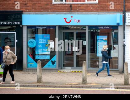 TUI met en garde contre jusqu'à 8,000 pertes d'emplois dues à la pandémie mondiale de coronavirus Covid-19 qui touche l'industrie du voyage et du tourisme Banque D'Images