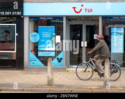 TUI met en garde contre jusqu'à 8,000 pertes d'emplois dues à la pandémie mondiale de coronavirus Covid-19 qui touche l'industrie du voyage et du tourisme Banque D'Images