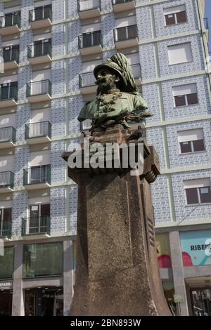 Buste de Guilherme Gomes Fernandes - Sculpteur Bento Cândido da Silva, Porto, Portugal Banque D'Images