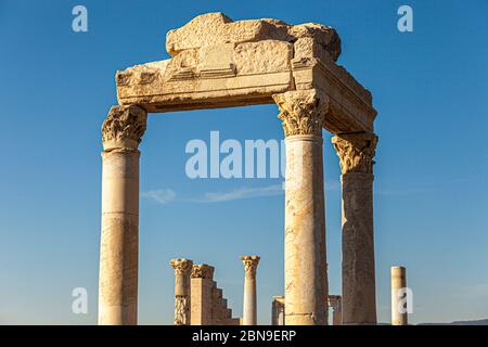 Ruines hellénistiques à Laodykeia près de Pamukkale, Turquie Banque D'Images