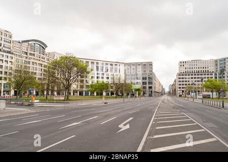 Leipziger Platz est l'un des principaux quartiers commerçants de Berlin, avec le Mall of Berlin, en Allemagne Banque D'Images