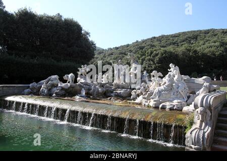 Caserta, Italie - 10 juin 2012 - Palais Royal de Caserta - la fontaine de Vénus et d'Adonis Banque D'Images