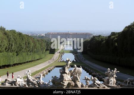 Caserta, Italie - 10 juin 2012 - Palais Royal de Caserta - la fontaine de Vénus et d'Adonis Banque D'Images